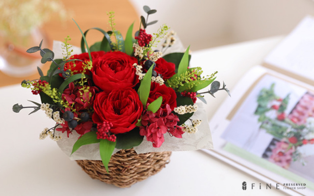 ＊*..Rose garden..＊°..英国風アレンジ　プリザーブドフラワー ローズフラワーガーデン＊お部屋に作る薔薇の庭アレンジメント