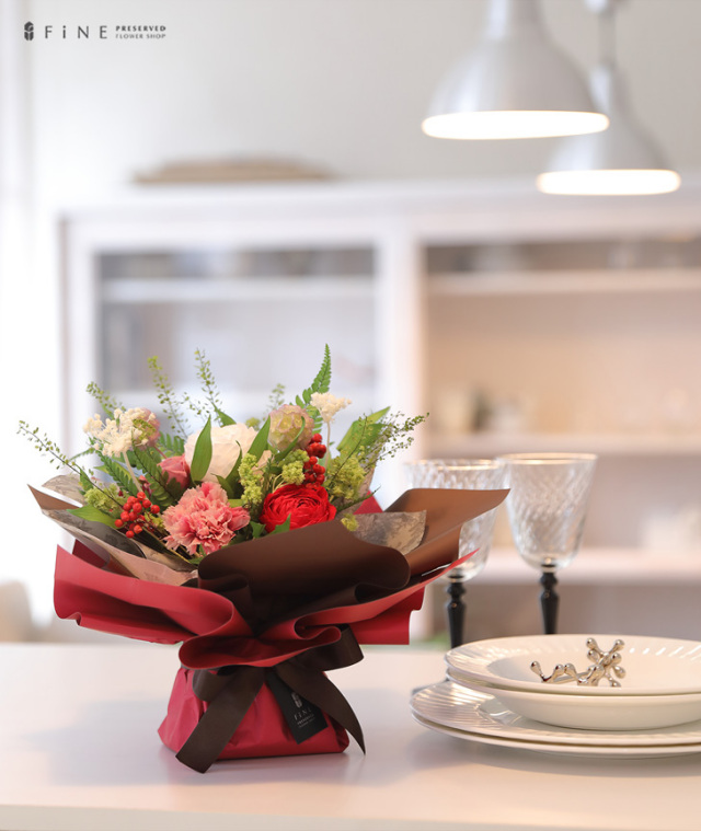 プリザーブドフラワー/アレンジメント/ブーケ/インテリア/ディスプレイ/誕生日/結婚祝い/ローズ/アレンジメント/恋人/ギフト