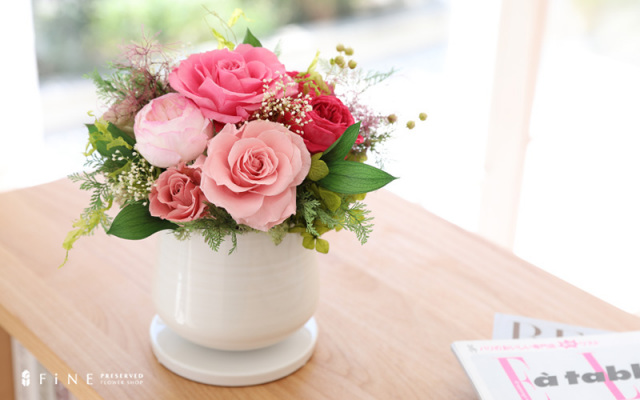 プリザーブドフラワー/アレンジメント/MOE(モエ)/ギフト/プレゼント/春/インテリア