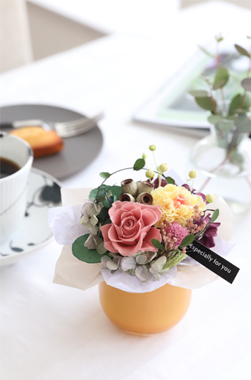 メリッサ/アレンジメント/誕生日/結婚祝い/開店祝い/新築祝い/お返し/引越し祝い/プレゼント/ギフト/お礼/退職祝い/彼女/奥さん