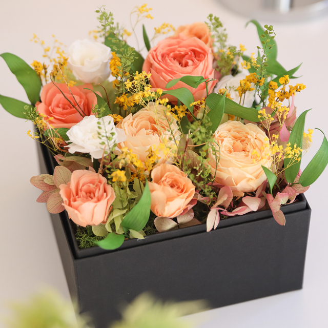 ＆BOX L ボックスフラワー プリザーブドフラワー 敬老の日 2025花 誕生