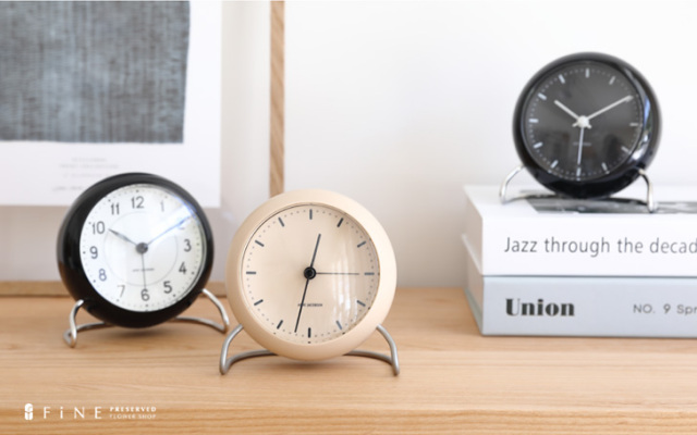 置き時計/時計/北欧/ヤコブセン/ARNE/JACOBSEN/TABLE/CLOCK/CITY/HALL/SANDY/BEIGE/インテリア
