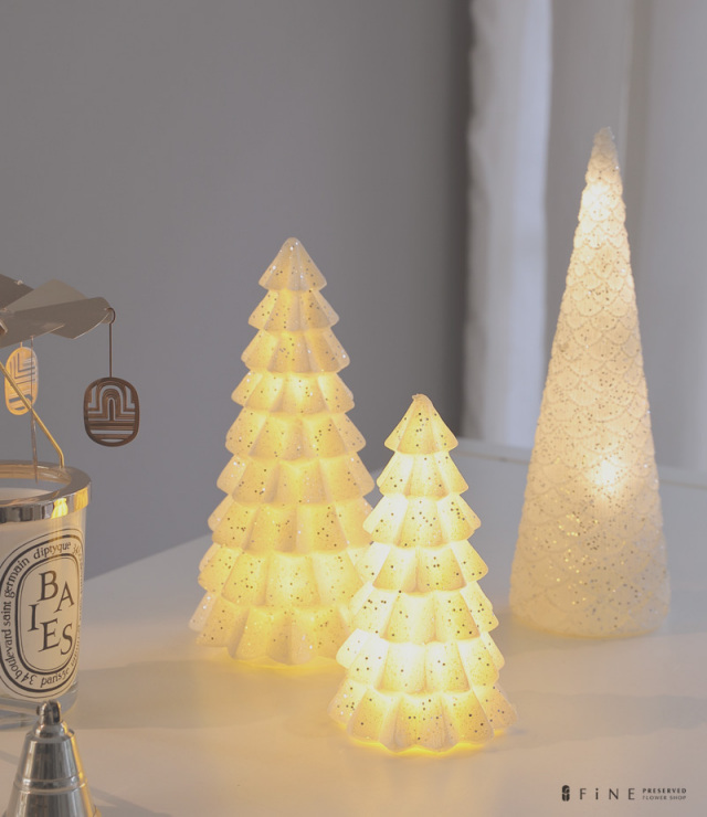 シックなクリスマスツリーラウンドレジン シックなクリスマスツリー