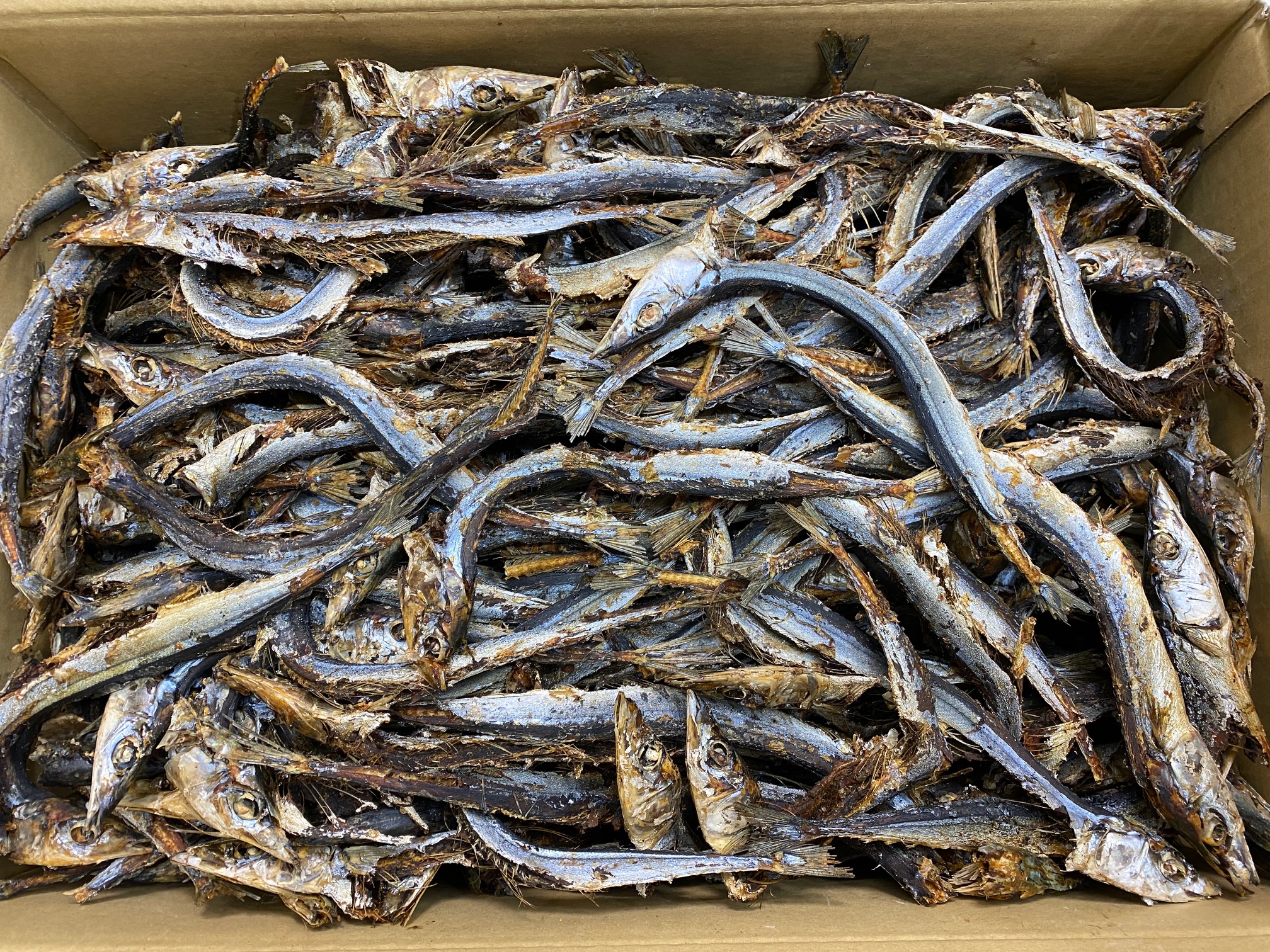 サンマ節 10kg 【訳あり特価：レア節】