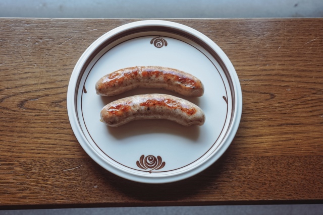 ジューシー荒挽きソーセージ “ブラートヴルスト” 3本入り