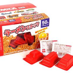 無料発送 トミカ 当たり付 丹生堂 ラーメン おまけ + 50個 ( スナック 菓子
