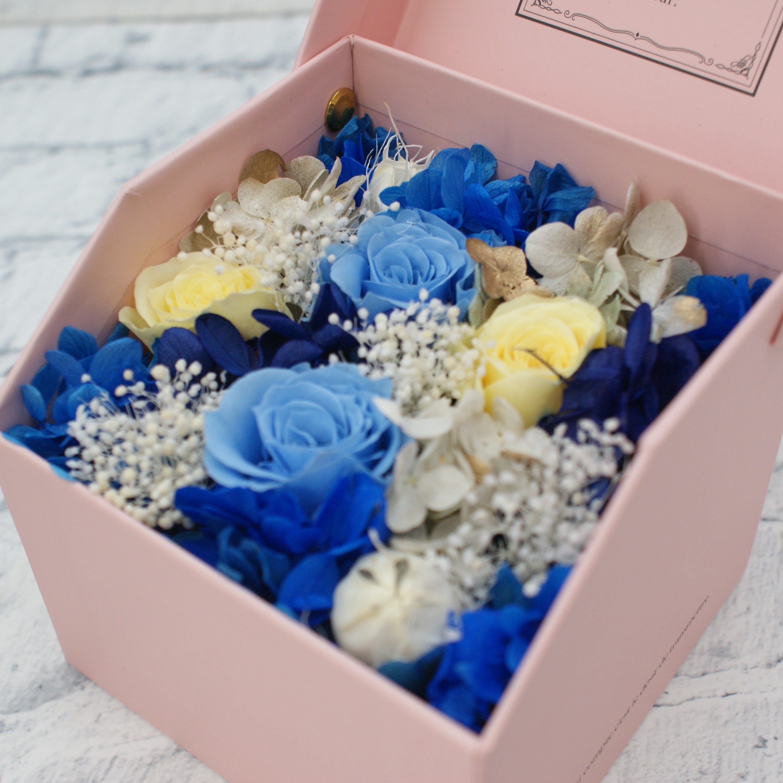 プリザーブドフラワー箱入り（水色・黄色）◆508-01　送料込！