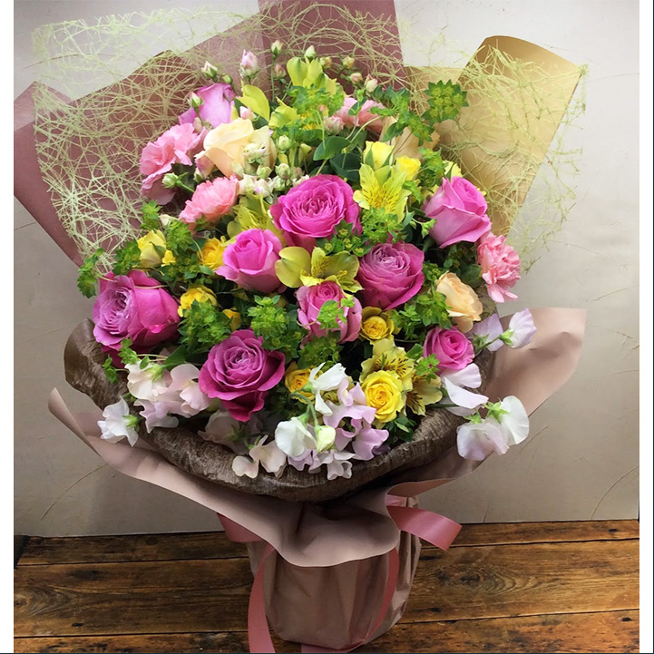 そのまま飾れる花束9700円A（生花）　送料込み！　