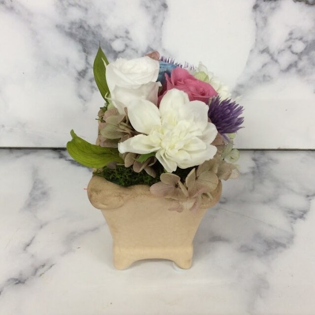 青とベージュの陶器花瓶 楽天市場】花瓶 陶器 ブルーの通販