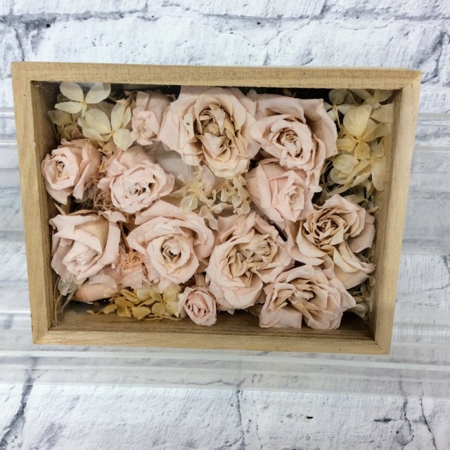 プリザーブドフラワー木箱　◆501-23　送料込！