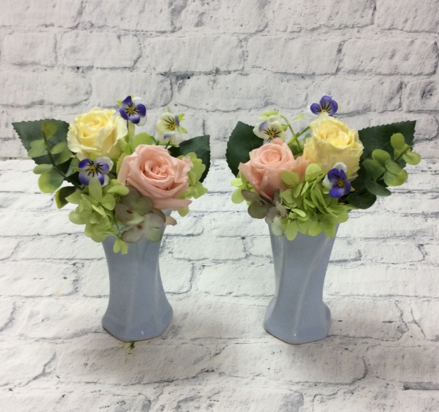 対お供え用プリザーブドフラワー（水色陶器）◆802-01　送料込！（本州以外は送料プラス500円）