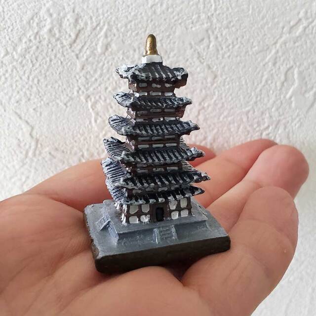 あなただけの世界をどうぞ【ミニチュア 五重塔（ごじゅうのとう