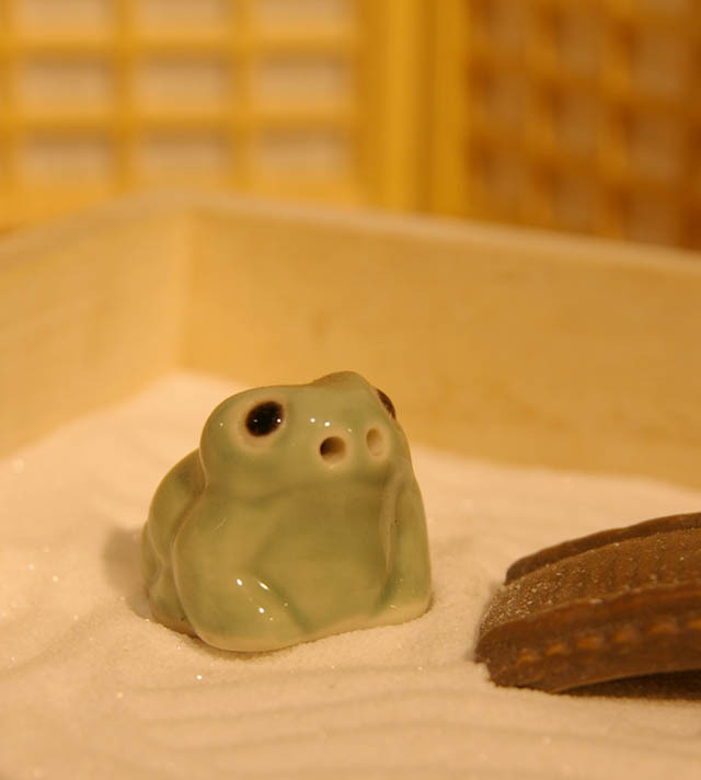 カエル陶器201001m