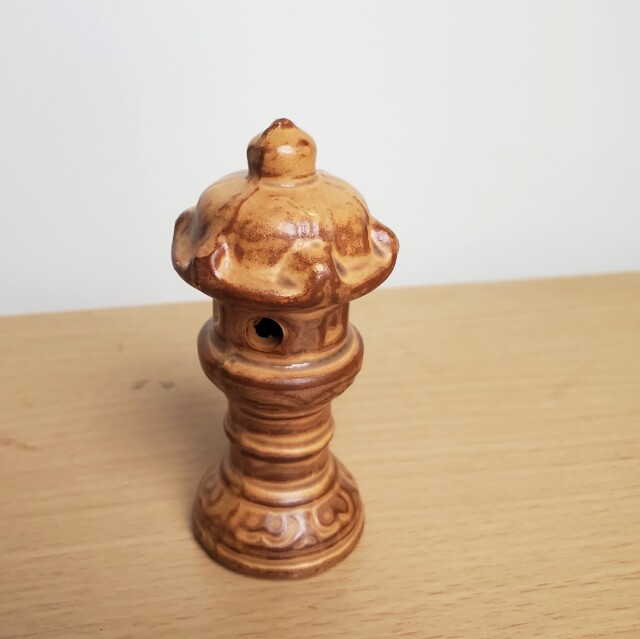 春日トウロウ茶色