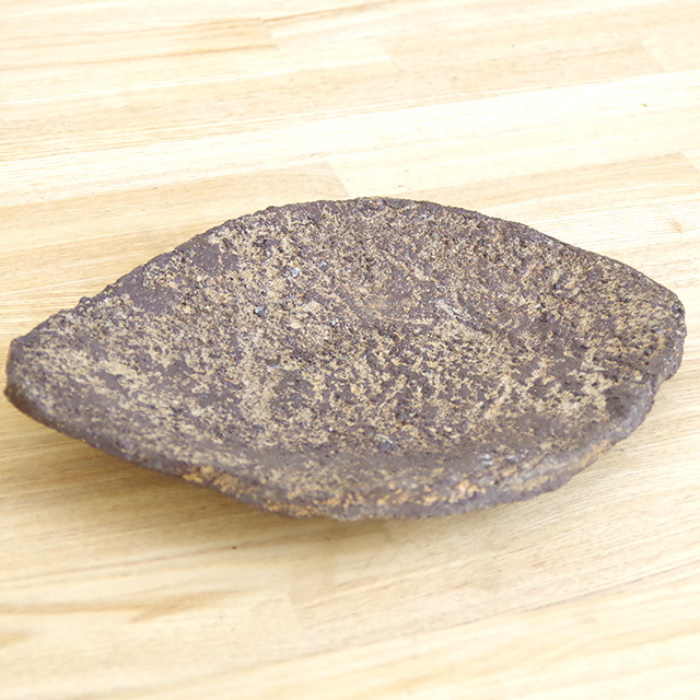 苔玉を自分流に飾る【苔玉器（くらま器）】くらま岩器 クラマ 鞍馬