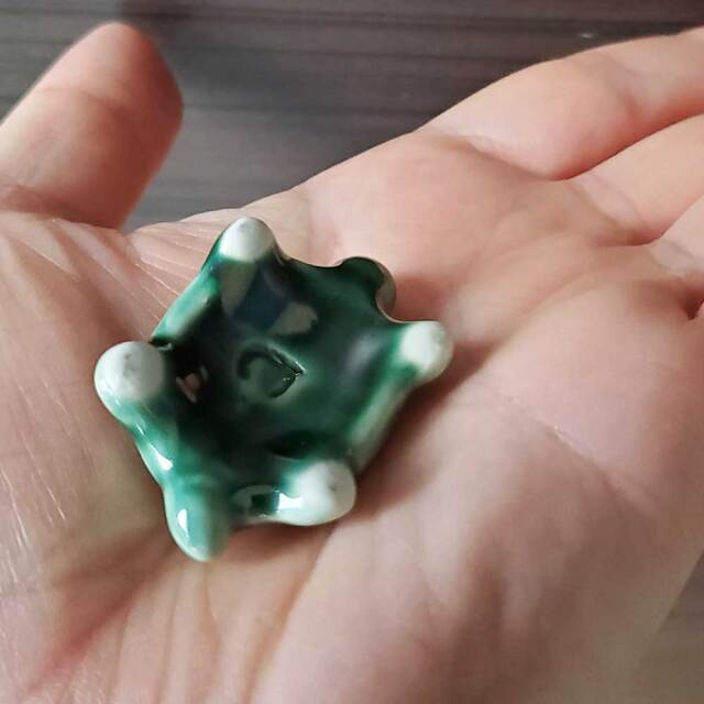 添配や盆景に【ミニチュア 緑亀（みどりがめ） 幅4．5cm】かめ