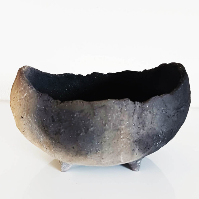 炭化焼締鉢 真山茜 盆栽鉢 盆栽の鉢 植木鉢 陶器鉢 植え替え