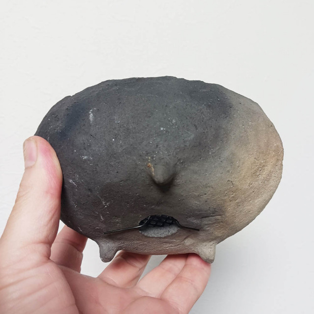 盆栽鉢 時代 焼き締め 手捻り 銘有り 骨董店