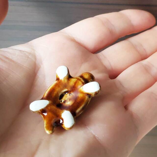 添配や盆景に【ミニチュア 茶亀（ちゃがめ） 幅3．5cm】かめ カメ