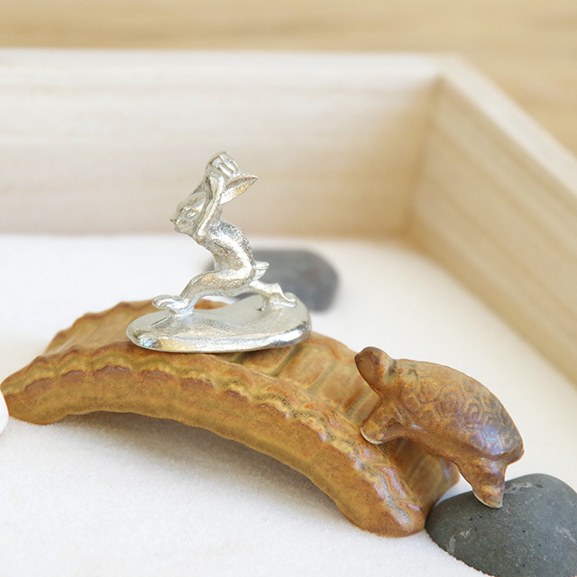 ウサギとカメ2016m