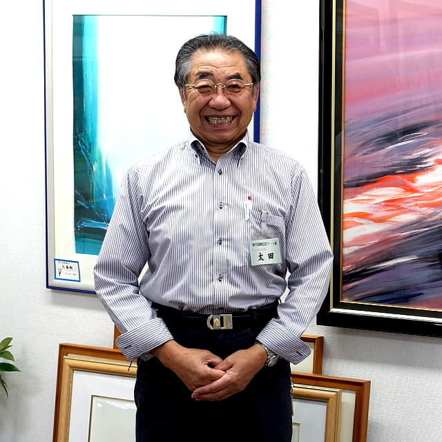 日本ぶっくあーと　代表　太田唯男