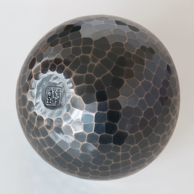 清雅堂］鎚起銅器｜酒器｜手作り銅器「ぐい呑み」黒虎（大サイズ