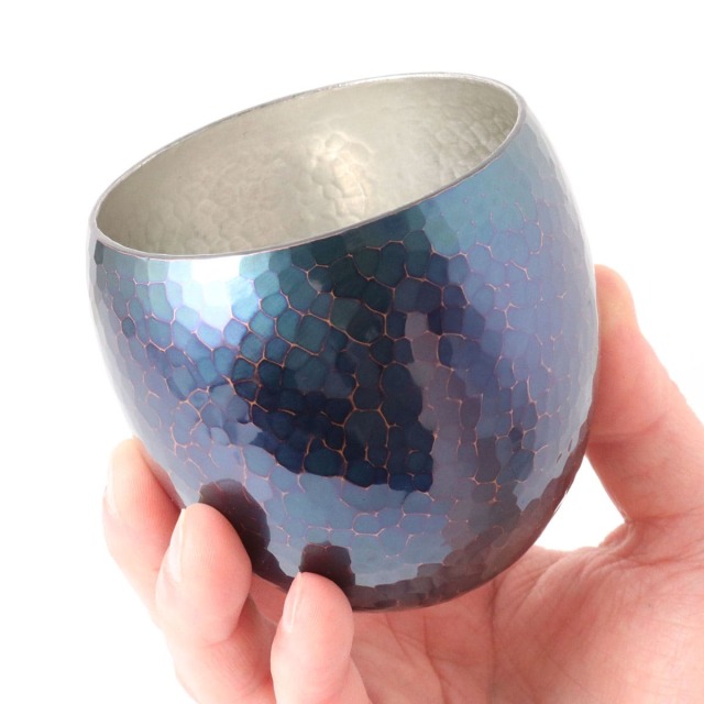 清雅堂］鎚起銅器｜酒器｜手作り銅器「焼酎カップ」青藍色（紫銅色