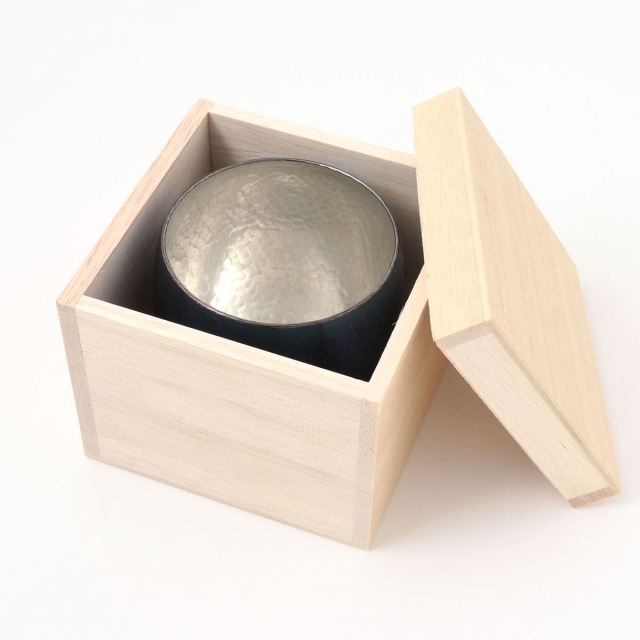 清雅堂］鎚起銅器｜酒器｜手作り銅器「焼酎カップ」青藍色（紫銅色