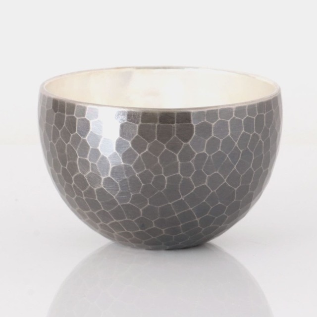 清雅堂］鎚起銅器｜酒器「ぐい呑み」黒虎