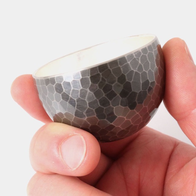 清雅堂］鎚起銅器｜酒器「ぐい呑み」黒虎