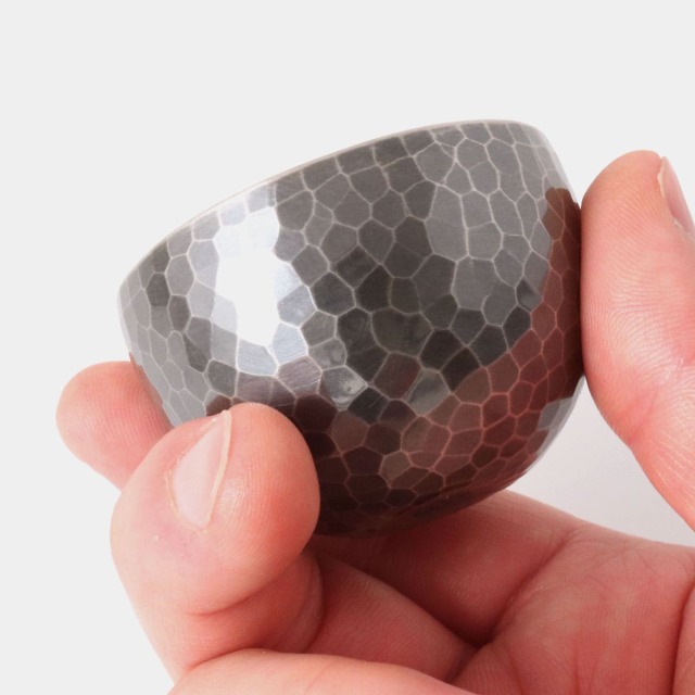 清雅堂］鎚起銅器｜酒器「ぐい呑み」黒虎