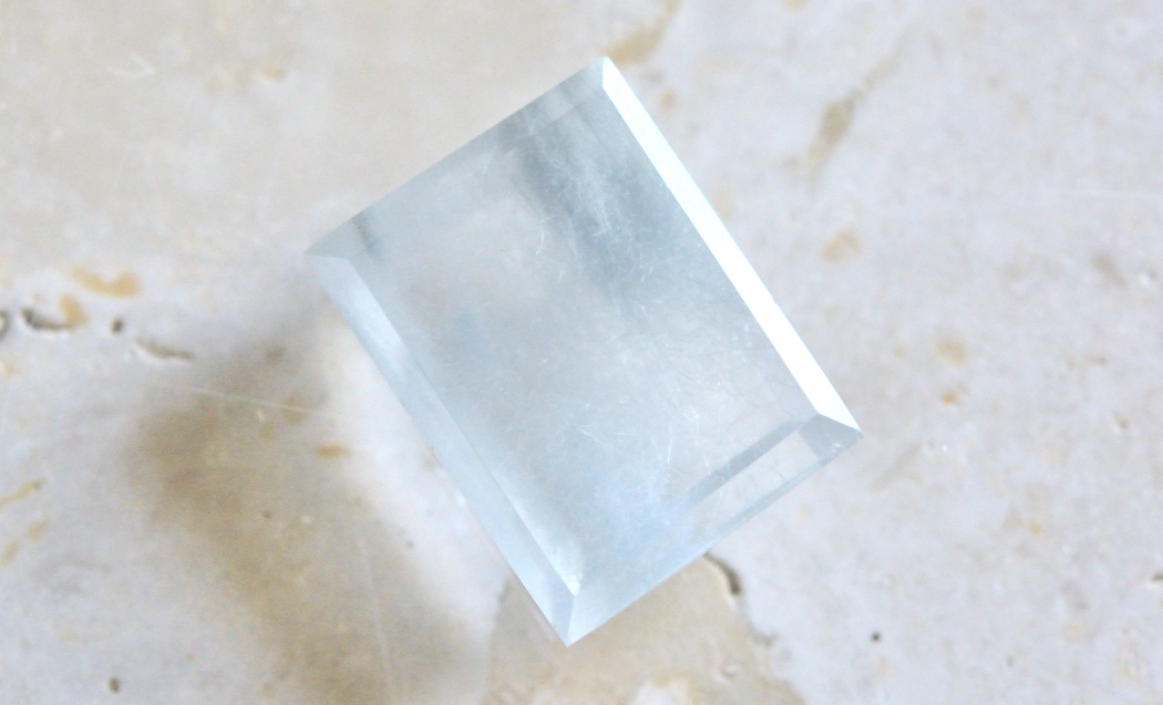 アクチノライトインクォーツ(ブルールチルクォーツ）【2】ルース・カボション（14.5×11mm）