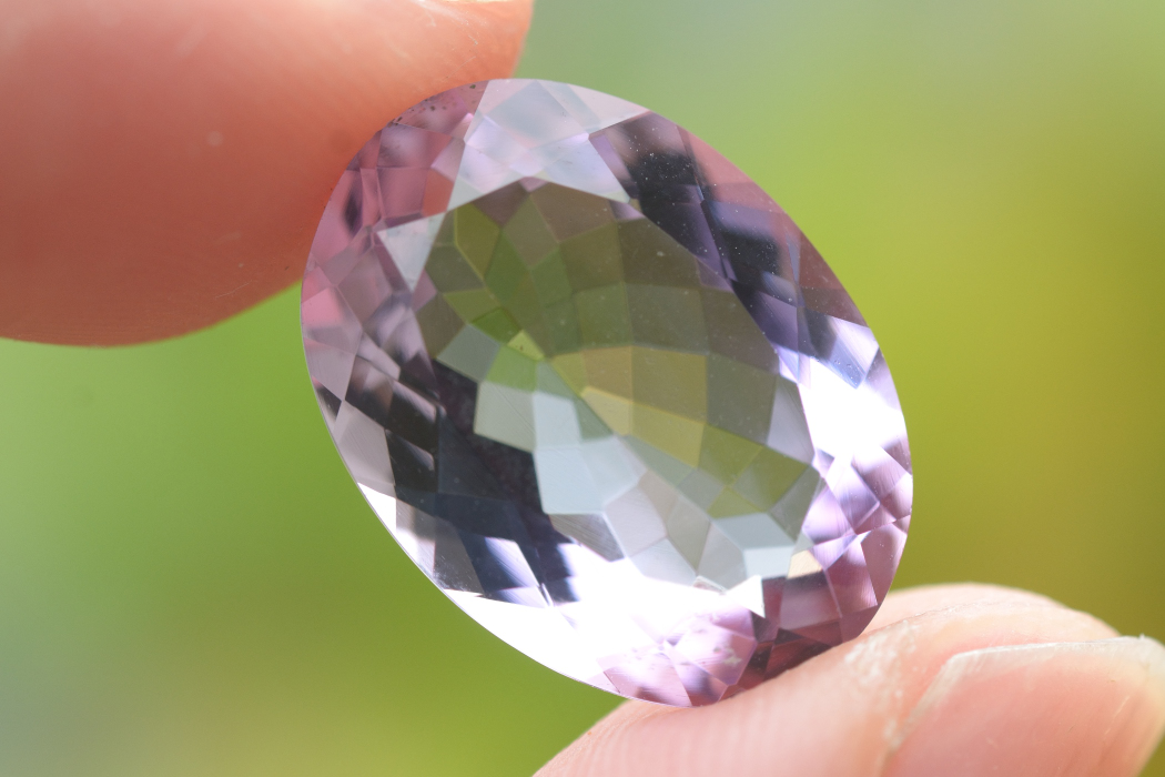 素敵でユニークな 宝石ルース 【手持ち最大!ローズドフランス】天然