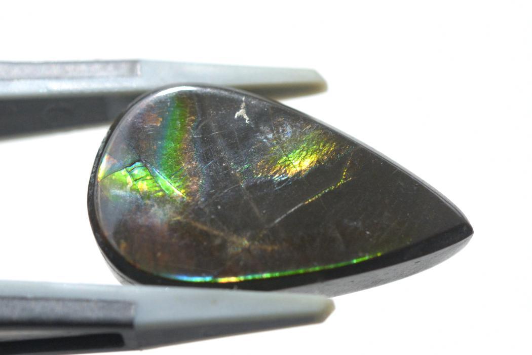 アンモライト【3】ルース・カボション（22.5×13.5mm）