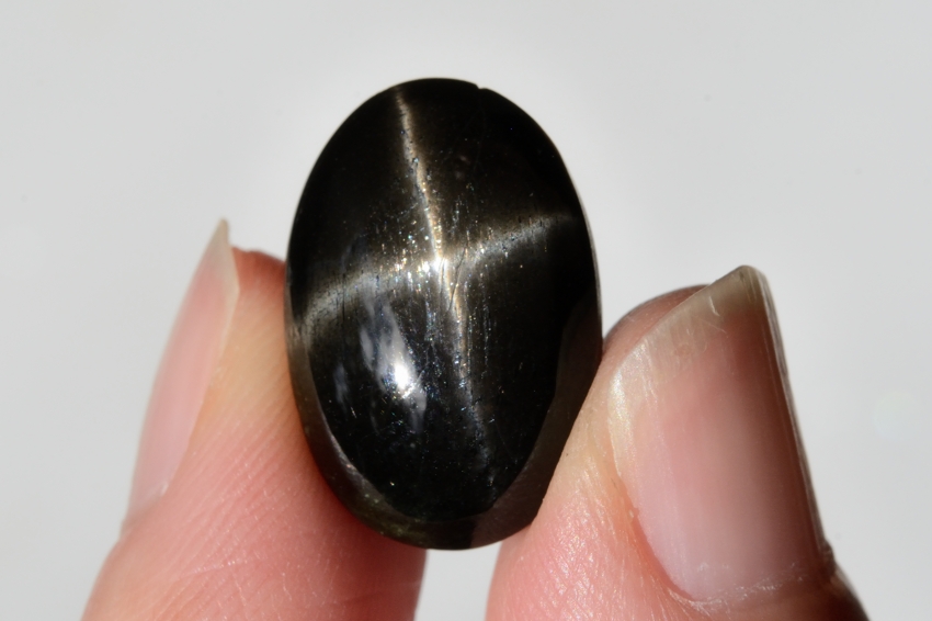ブラックスター【7】天然石ルース・カボション　（17×12mm）