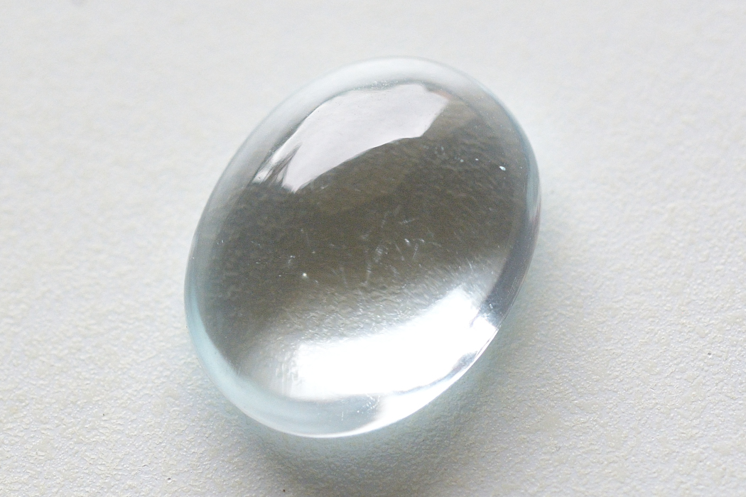 ブルートパーズ【58】天然石ルース・カボション・ローズカット（15×11.5mm）