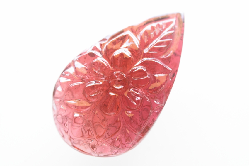 ピンクトルマリン（カービング）【48】天然石ルース・カボション　（27.5×16.5mm）