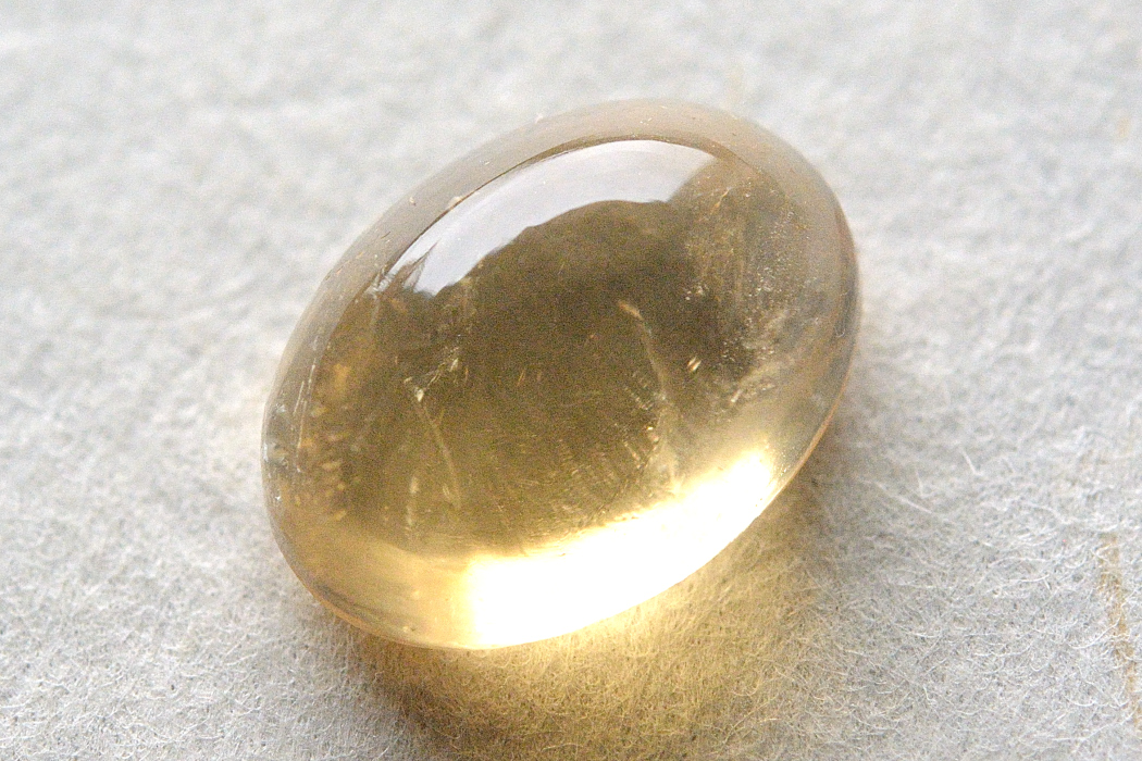 シトリン【6】ルース・カボション（14×10.5mm）