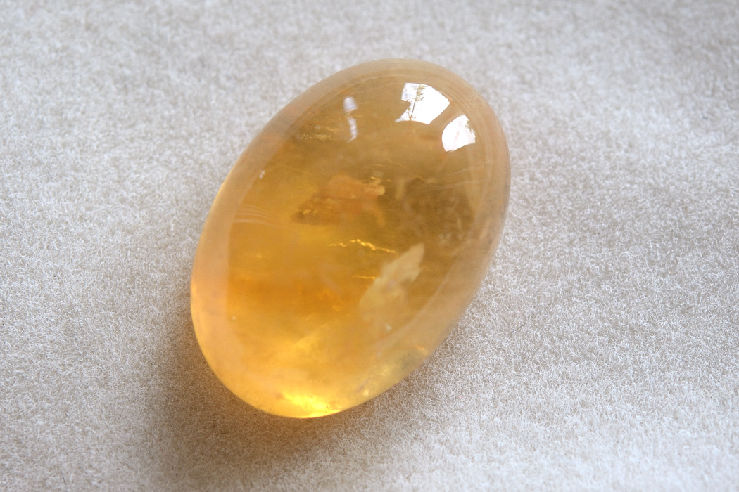 シトリン【25】ルース・カボション（17×11.5mm）