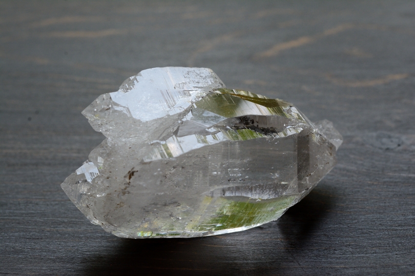 ヒマラヤ・ガネーシュヒマール産水晶　ポイント/原石【1】 （72×40×36mm）