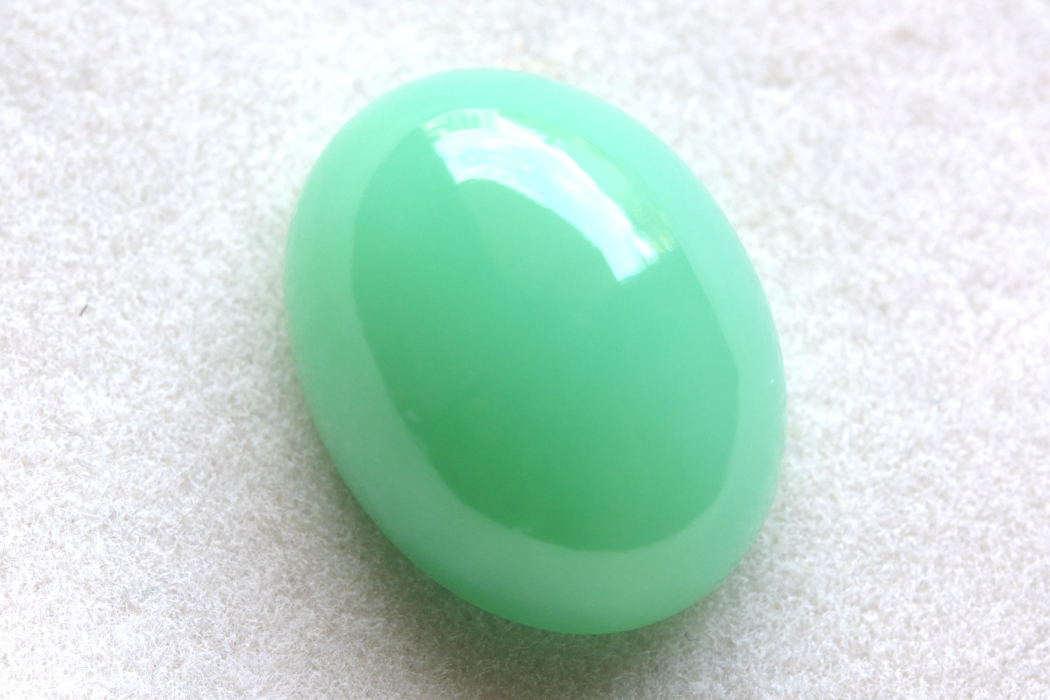 クリソプレーズ（オーストラリア産）【32】ルース・カボション（16×12.5mm）