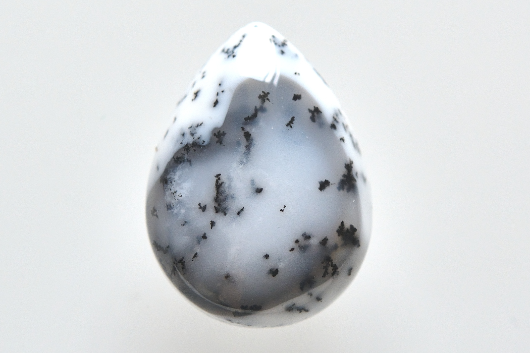 デンドライトオパール【13】ルース・カボション（16×12mm）