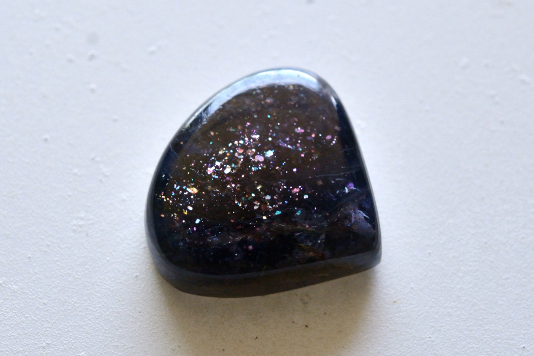 アイオライトサンストーン【32】ルース・カボション（×ｍm）