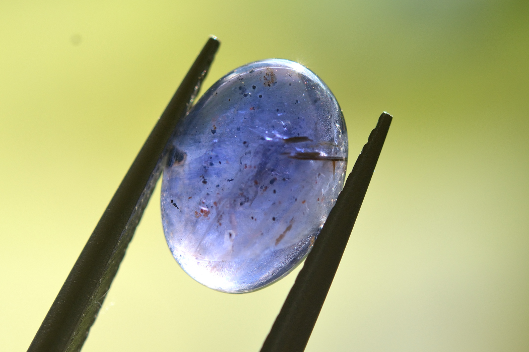 アイオライト【45】ルース・カボション（10.5×8ｍｍ）