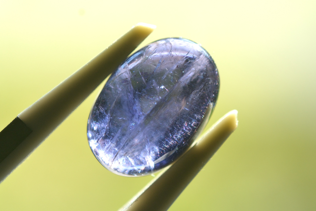 アイオライト【47】ルース・カボション（11×7.5ｍｍ）