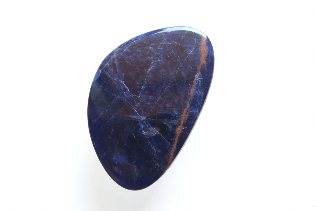 インペリアルソーダライト【22】ルース・カボション（32.5×21mm）