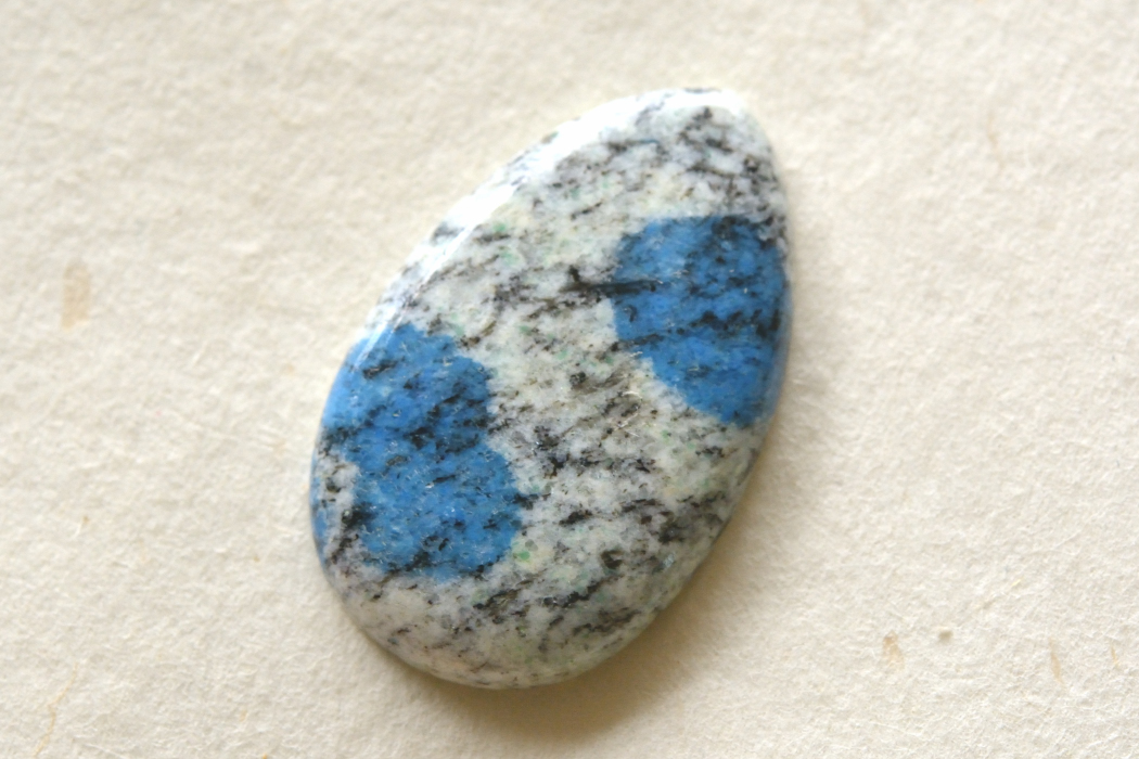 Ｋ2アズライト（Ｋ2ブルー）【13】ルース・カボション（32.5×20.5mm）