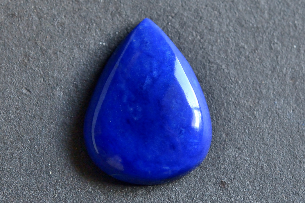 ラピスラズリ【2】　ルース・カボション（19.5×15mm）