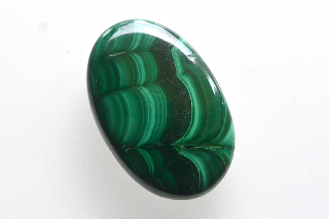マラカイト【6】ルース・カボション　（29×19mm）