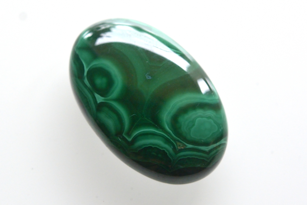 マラカイト【12】ルース・カボション　（30.5×19.5mm）